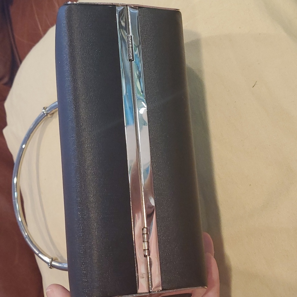 Handbag - Picture 5 of 6